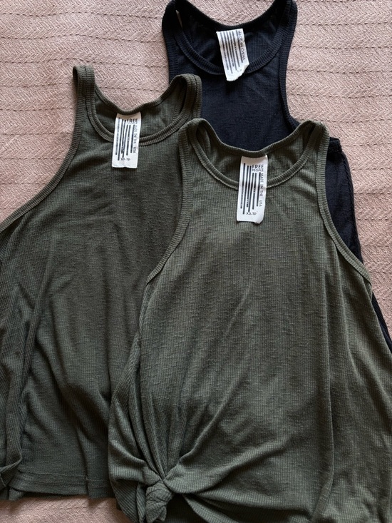 Free People Tops - Free People Ribbed Tank Tops in Olive and Black - Knot Front